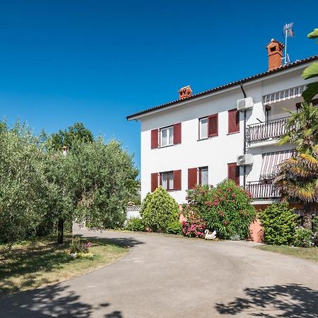 Apartments Marcan ポレッチ エクステリア 写真
